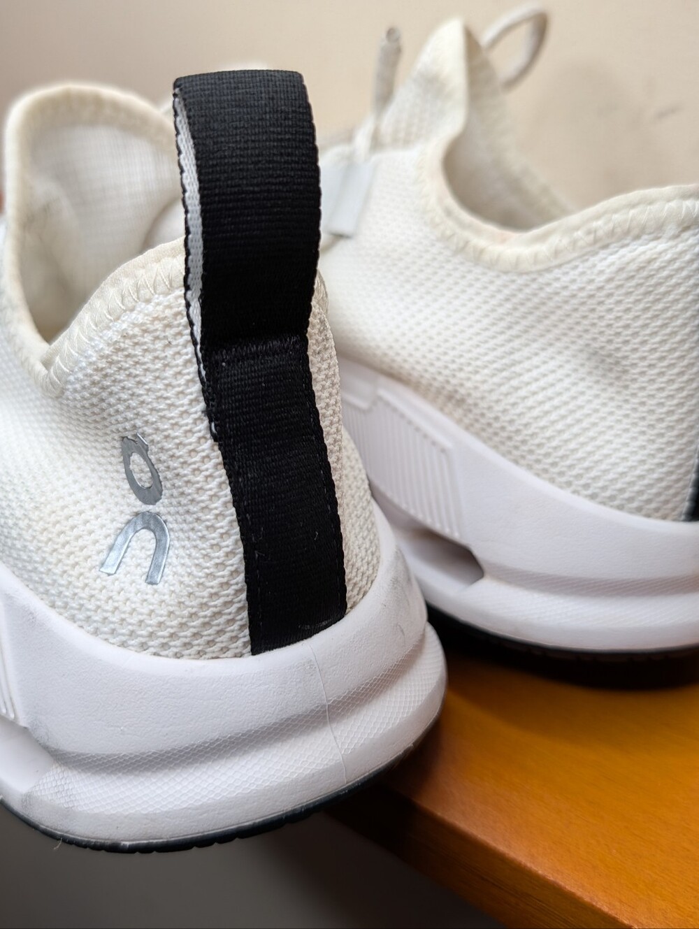 On Cloudeasy Womens 9 White Slip-On Running Shoes CloudTec Sneakers W9 - Picture 4 of 6